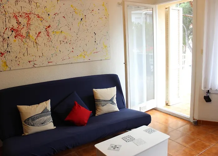 Luxury 4 Bed Apartment On Coastal Footpath At Cap Ras