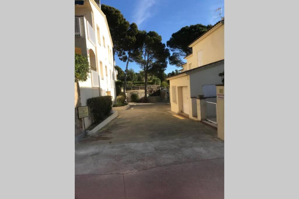 Luxury 4 Bed On Coastal Footpath At Cap Ras Apartment *