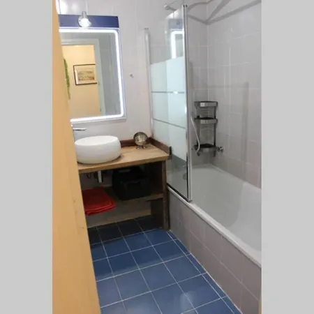 Luxury 4 Bed Apartment On Coastal Footpath At Cap Ras Llança Esterno foto